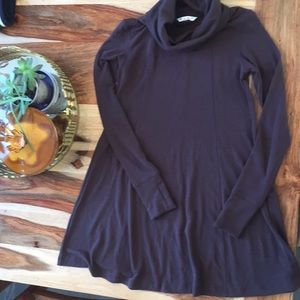 Cabi tunic/dress with crowl neck